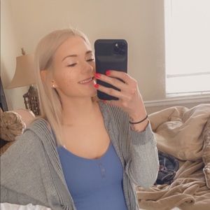 Meet your Posher, Heather